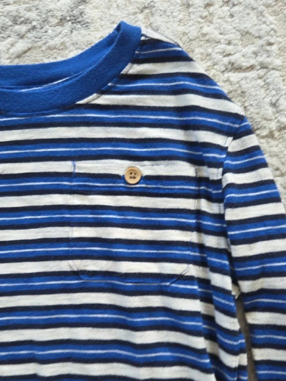 Old Navy Long-Sleeve Blue & White Striped Pocket Tee Size 5T